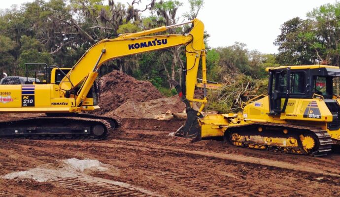 Land Clearing West Palm Beach-Pro Tree Trimming & Removal Team of West Palm Beach